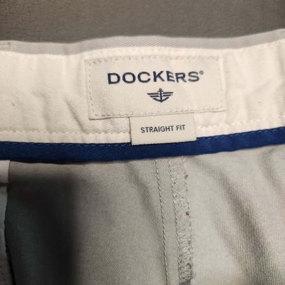 Dockers Straight Fit Khaki Pants Men's 38x30 - Picture 6 of 11